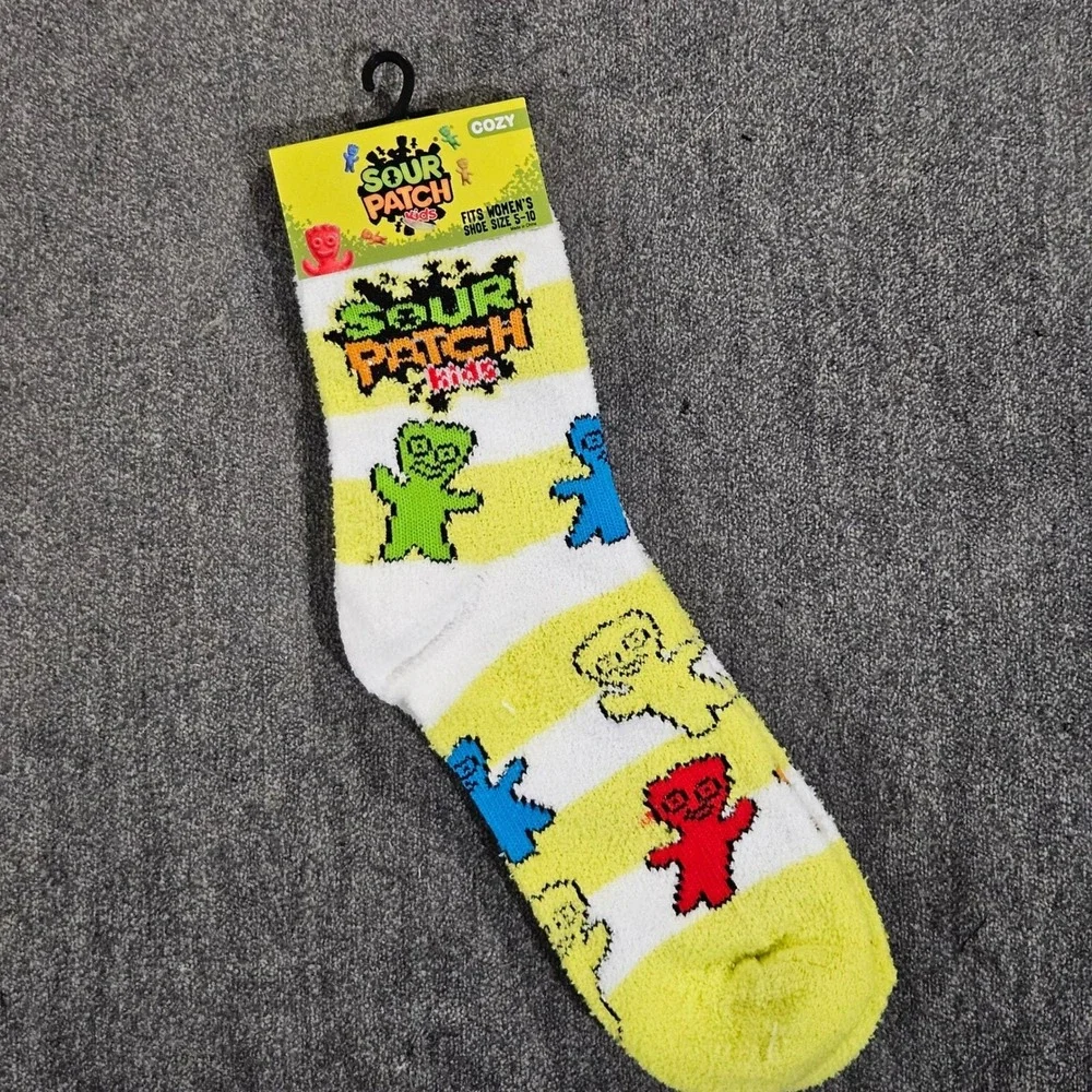 Sour Patch Cozy Crew Socks Womens Shoe Size 5-10 Yellow White Candy‎